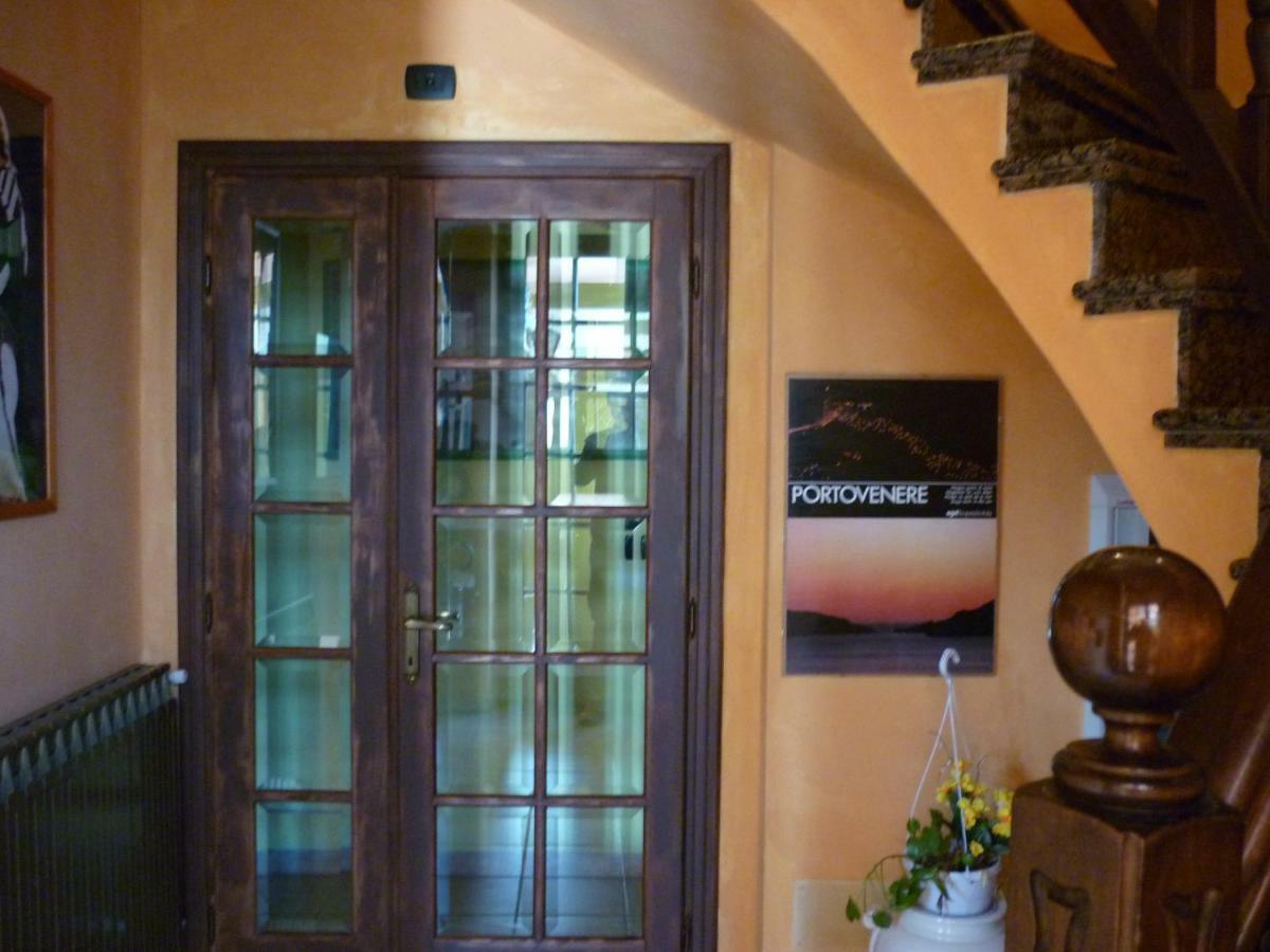 Il Ciambellino Hotel Santo Stefano di Magra Kültér fotó
